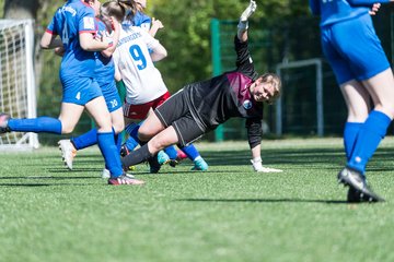 Bild 30 - wCJ Hamburger SV - VfL Pinneberg : Ergebnis: 9:0